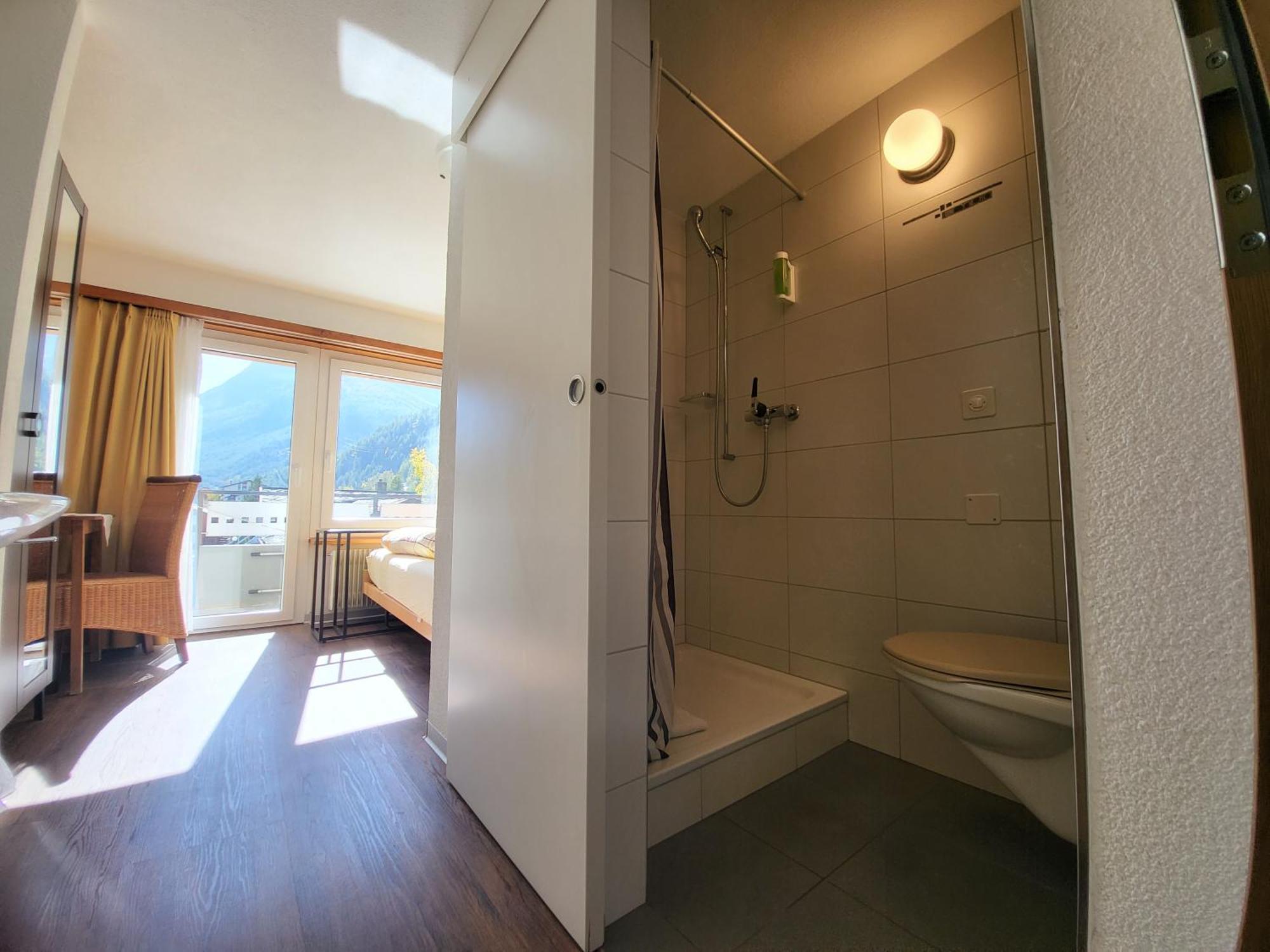 Pension Heino Saas-Grund Habitación foto