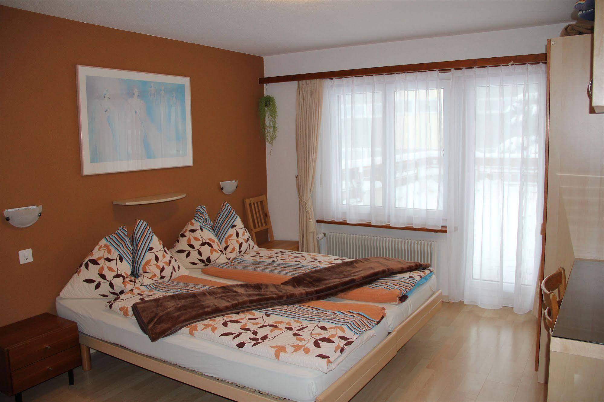 Pension Heino Saas-Grund Exterior foto